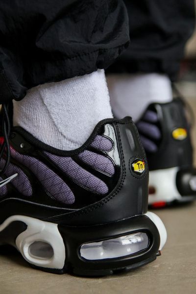 Чоловічі чорні кросівки Nike Air Max TN Purple Black х Ейр Макс ТН 41 ALL19867 фото