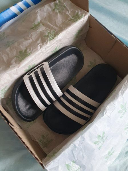 Чорні капці Адідас Аділет унісекс Adidas Adilette Black White 36 ALL04471W фото