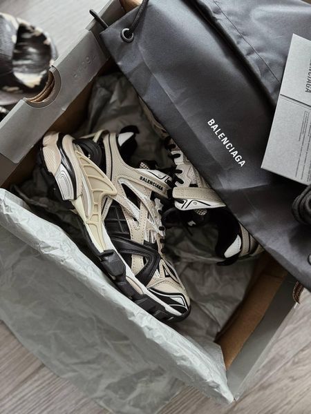 Сірі кросівки Balenciaga Track 2 Beige Black x Баленсіага Трек 36 ALL15926 фото