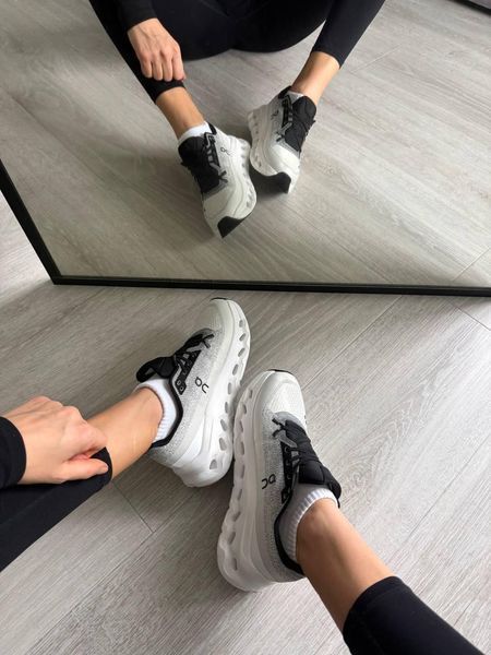 Білі кросівки унісекс Loewe ON Running Cloudtilt White Black х Лойве 36 ALL19996 фото