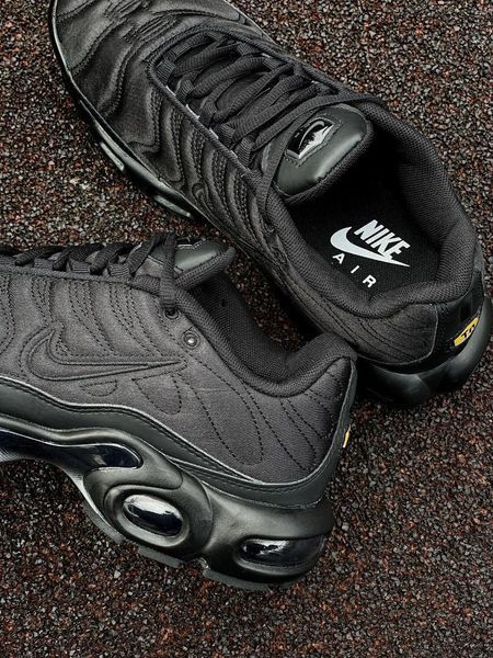 Чоловічі чорні кросівки Nike Air Max TN Plus Black х Ейр Макс ТН 41 ALL19678 фото