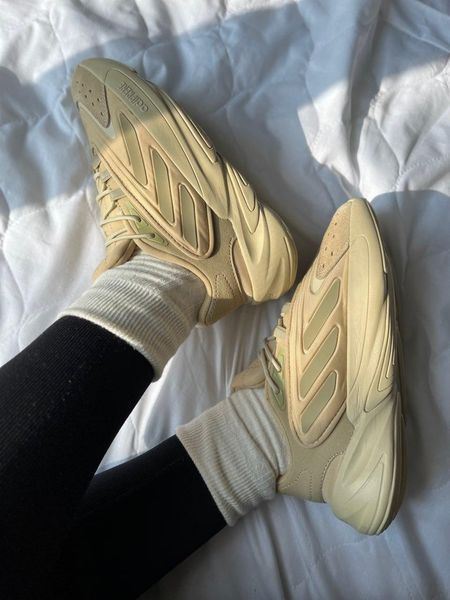 Бежеві кросівки Адидас Озелія унісекс Adidas Ozelia Beige 41 ALL07521M фото