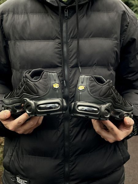 Чоловічі чорні кросівки Nike Air Max TN Plus Black х Ейр Макс ТН 41 ALL19678 фото