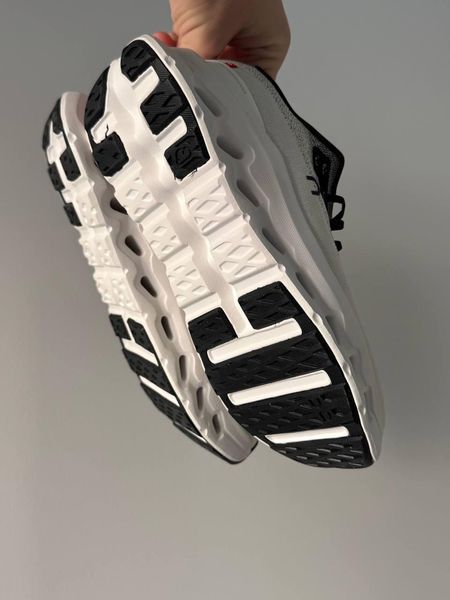 Білі кросівки унісекс Loewe ON Running Cloudtilt White Black х Лойве 38 ALL19996 фото