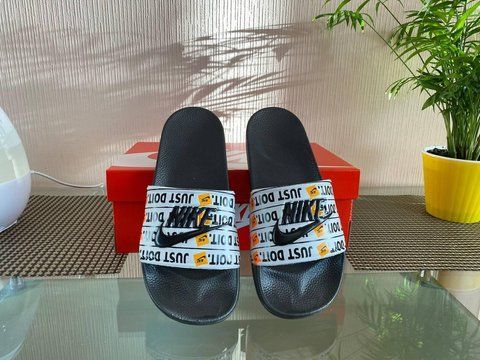 Чоловічі чорні шльопанці, капці Nike Slippers Black Just Do It х Найк 40 ALL12066 фото