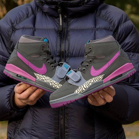 Чорні чоловічі кросівки Nike Air Jordan Legacy Black Purple х Джордан 41 ALL14060 фото