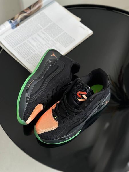 Чорні чоловічі кросівки Jordan Luka 4 Black Orange х Джордан 43 ALL24071 фото