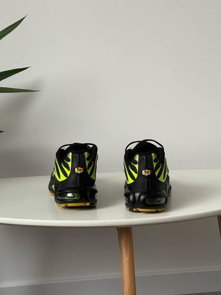 Чоловічі чорні кросівки Nike Air Max TN Plus Black Green х Ейр Макс ТН 43 ALL19529 фото