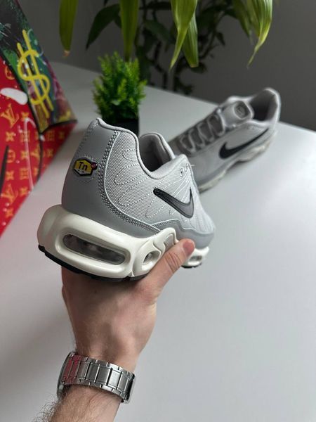 Сірі кросівки унісекс Nike Air Max TN Plus Grey Black х Ейр Макс ТН Плюс 38 ALL24443 фото