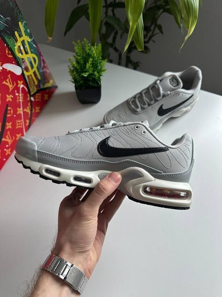 Сірі кросівки унісекс Nike Air Max TN Plus Grey Black х Ейр Макс ТН Плюс 38 ALL24443 фото