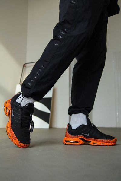 Чоловічі чорні кросівки Nike Air Max Black Black Orange Leopard х Ейр Макс ТН 42 ALL19793 фото