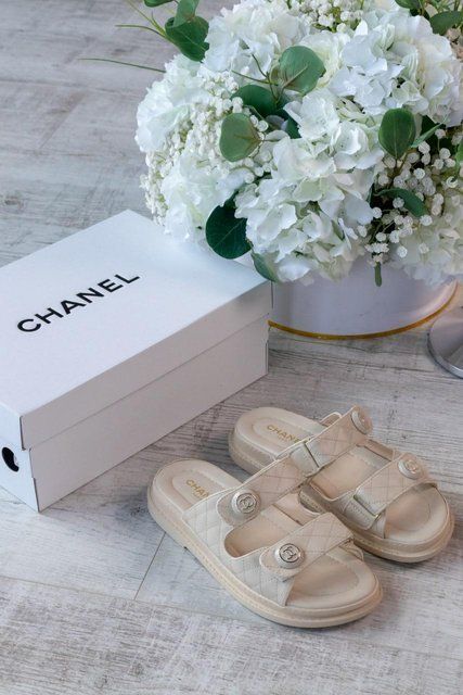 Жіночі бежеві шльопанці Chanel Slippers Beige х Шанель 37 ALL08703 фото