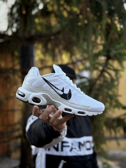 Чоловічі білі кросівки Nike Air Max TN Plus Black Grey Black х Ейр Макс ТН 42 ALL17702 фото