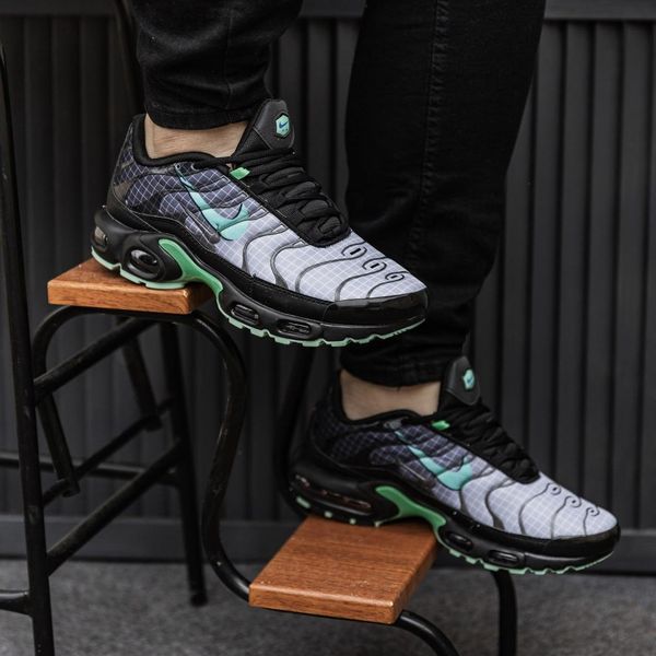 Чоловічі чорні кросівки Nike Air Max TN Black Grey Green х Ейр Макс ТН 40 ALL20200 фото