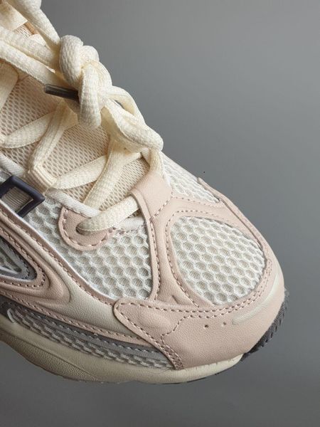 Бежеві кросівки унісекс Adidas Ozmillen Beige Gold х Адідас 36 ALL17472 фото