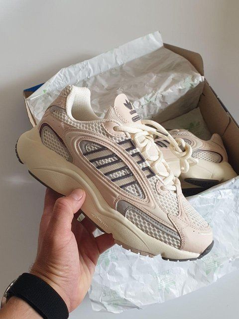 Бежеві кросівки унісекс Adidas Ozmillen Beige Gold х Адідас 38 ALL17472 фото