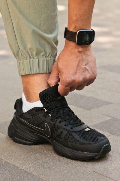 Чоловічі чорні кросівки Nike V2K Runtekk Black х Найк 41 ALL16994 фото