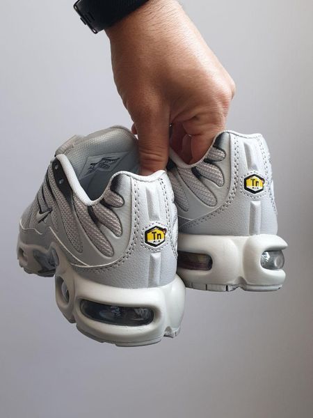 Сірі кросівки унісекс Nike Air Max TN Plus Grey Black х Ейр Макс ТН Плюс 36 ALL15635 фото