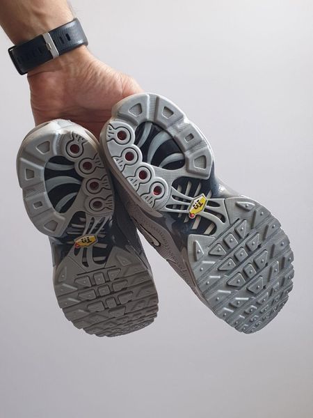 Сірі кросівки унісекс Nike Air Max TN Plus Grey Black х Ейр Макс ТН Плюс 36 ALL15635 фото