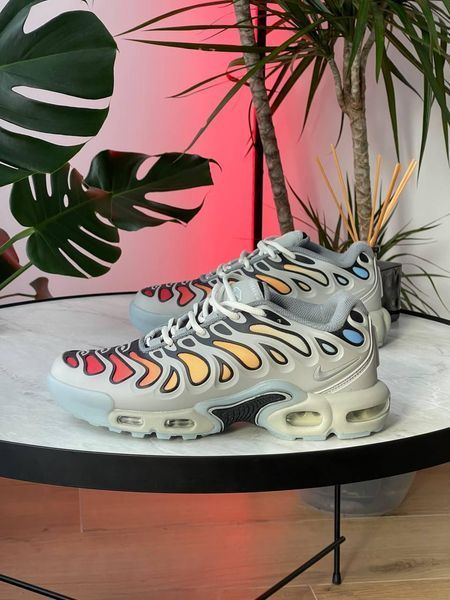 Сірі кросівки унісекс Nike Air Max Plus Drift Light Smoke Grey Multicolor х Ейр Макс ТН 36 ALL16652 фото
