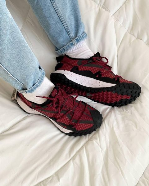 Чоловічі червоні кросівки Nike ACG Mountain Low Red х Маунтейн Флай 40 ALL14241 фото