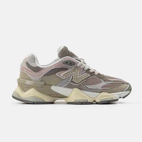 Жіночі бежеві кросівки New Balance 9060 Beige Pink х Нью Беланс 36 ALL21989 фото