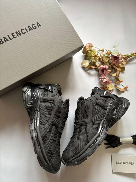 Чорні кросівки унісекс Balenciaga Runner Trainer Mate Black Runner Sneakers x Баленсіага 36 ALL16136 фото