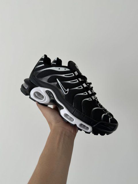 Чорно-білі кросівки унісекс Nike Air Max TN Plus Black White х Ейр Макс ТН 42 ALL17745 фото