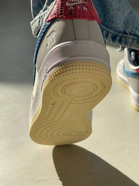 Бежеві кросівки Найк Ейр Форс унісекс Nike Air Force 1 Blue Snake 36 ALL07462W фото