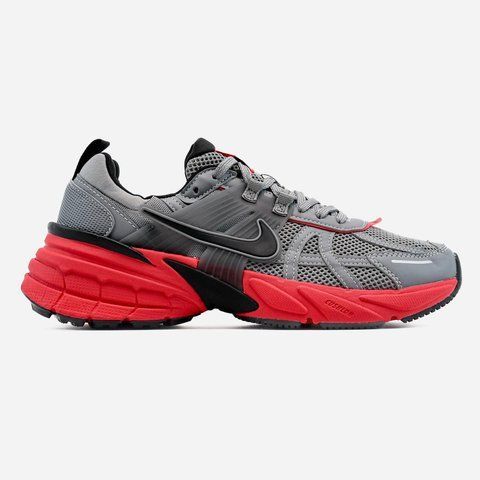Чоловічі сірі кросівки Nike V2K Runtekk Red Graphite х Ейр Макс 41 ALL17605 фото