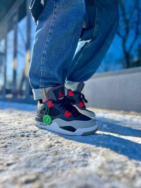 Чоловічі сірі кросівки Джордан 4 Ретро Nike Air Jordan 4 Retro Infrared Grey Red Black White 41 ALL09784M фото