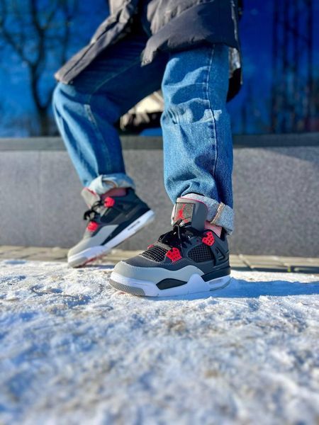 Чоловічі сірі кросівки Джордан 4 Ретро Nike Air Jordan 4 Retro Infrared Grey Red Black White 41 ALL09784M фото
