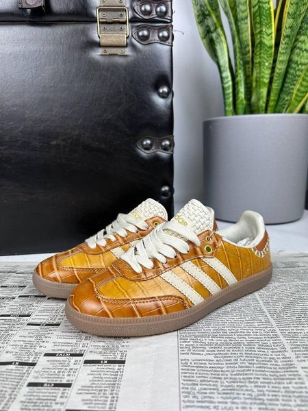 Жіночі жовті кросівки Adidas Samba Wales&Bonner Gold x Самба 37 ALL23779 фото