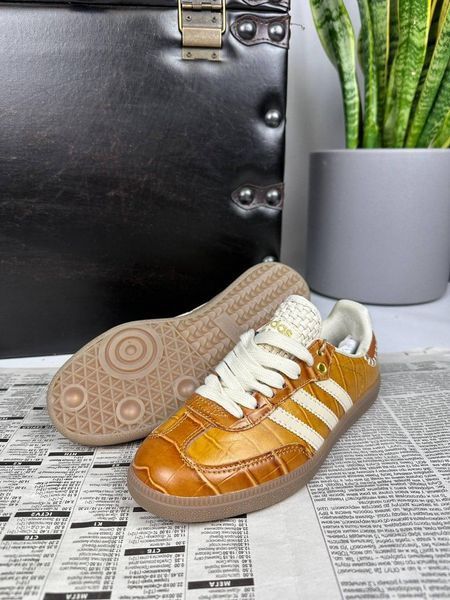 Жіночі жовті кросівки Adidas Samba Wales&Bonner Gold x Самба 37 ALL23779 фото