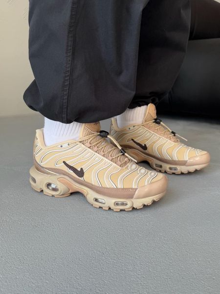 Бежеві кросівки унісекс Nike Air Max Tn Plus Beige Sesame х Ейр Макс ТН Плюс 36 ALL18078 фото