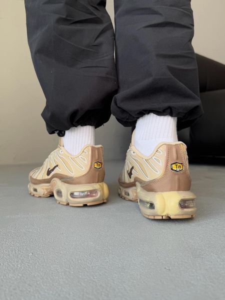 Бежеві кросівки унісекс Nike Air Max Tn Plus Beige Sesame х Ейр Макс ТН Плюс 36 ALL18078 фото