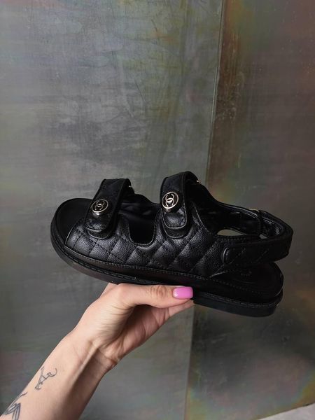 Чорні жіночі сандалі Chanel Sandals Black Leather x Шанель 36 ALL06129 фото