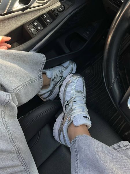 Сірі кросівки унісекс Nike Air Max Moto 2K White Silver Black х Найк 36 ALL24713 фото