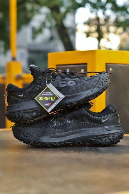 Чоловічі чорні кросівки Nike ACG Mountain Fly 2 Low Black Gore-Tex х Маунтейн Флай 41 ALL18713 фото