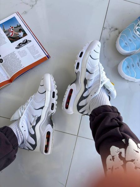 Жіночі білі кросівки Nike Air Max TN Plus White Silver х Ейр Макс ТН 36 ALL22250 фото