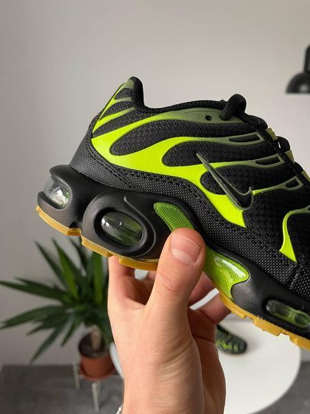 Чоловічі чорні кросівки Nike Air Max TN Plus Black Green х Ейр Макс ТН 40 ALL19529 фото