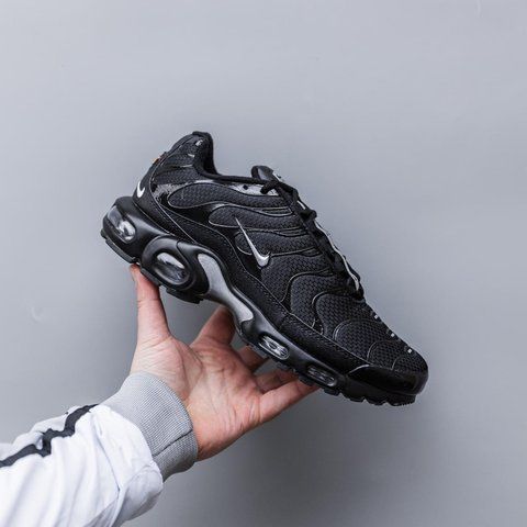 Чоловічі чорні кросівки Nike Air Max Tn Black White Swoosh х Ейр Макс ТН 40 ALL16941 фото
