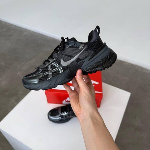 Черные кроссовки унисекс Nike V2K Runtekk Black х Найк 41 ALL15606 фото