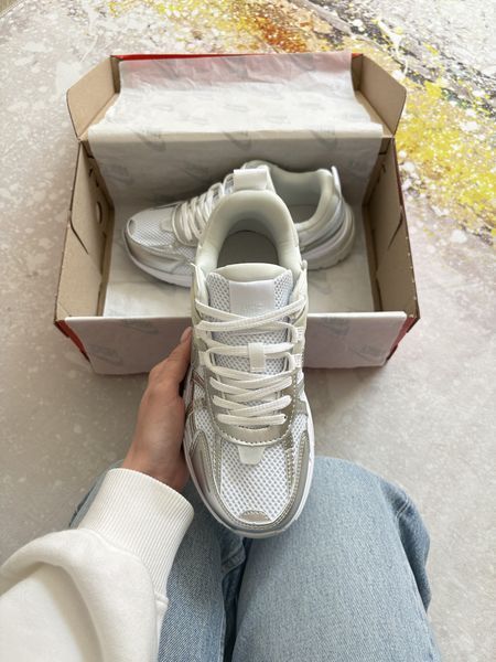 Жіночі білі кросівки Nike V2K Runtekk White Silver Blue х Ейр Макс 36 ALL17690 фото