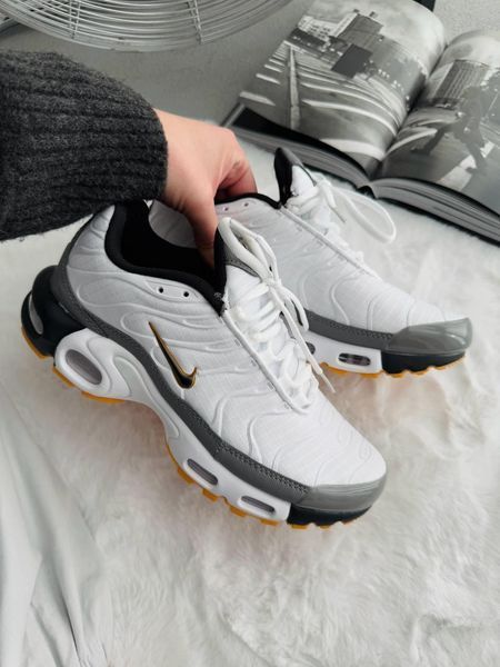 Білі кросівки унісекс Nike Air Max TN White Gray Orange х Ейр Макс ТН Плюс 39 ALL20141 фото