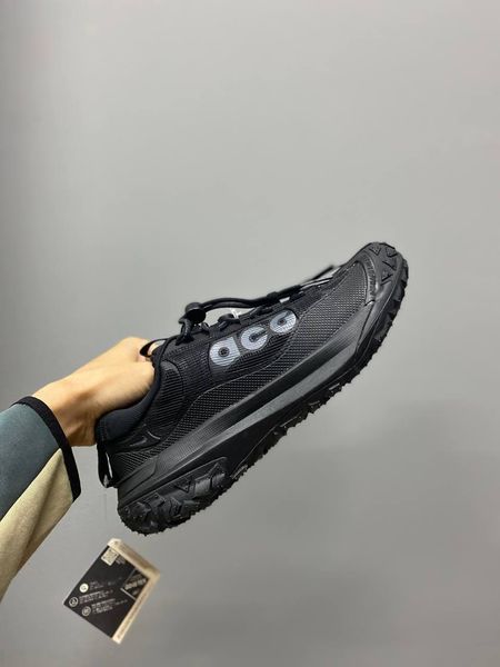 Чоловічі чорні кросівки Nike ACG Mountain Fly 2 Low Black х Маунтейн Флай 41 ALL18218 фото