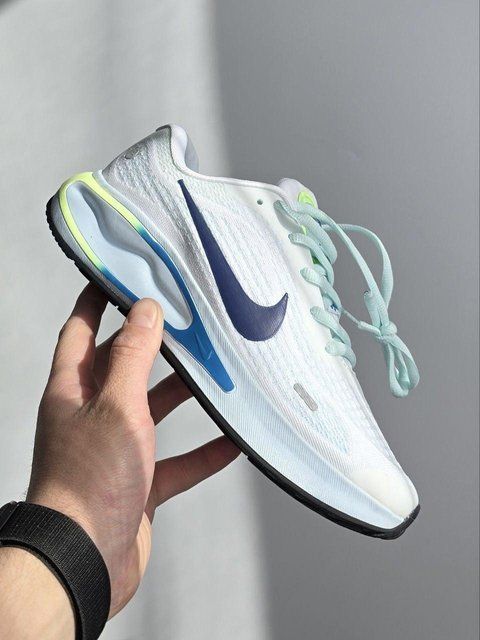 Білі жіночі кросівки Nike Journey Run Ice Mint х Найк 36 ALL24253 фото